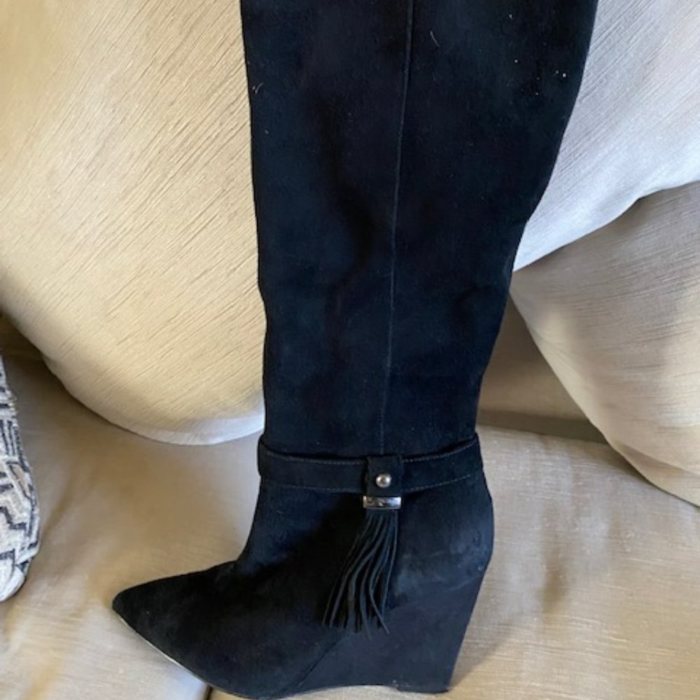 Nine West black suede boots Size 8